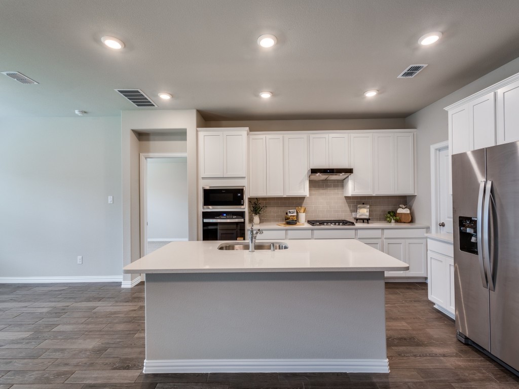 3925 Jasper Lane