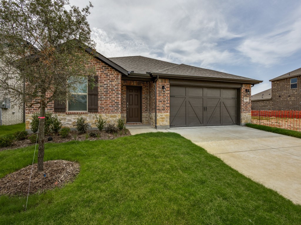 3925 Jasper Lane