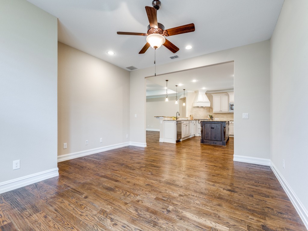 6544 Catalina Lane