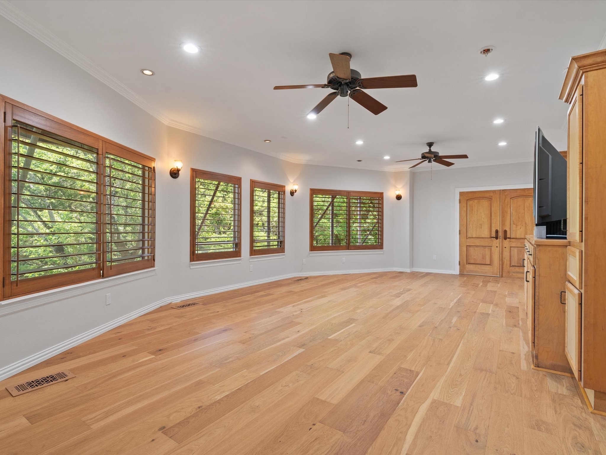 216 Walnut Lane
