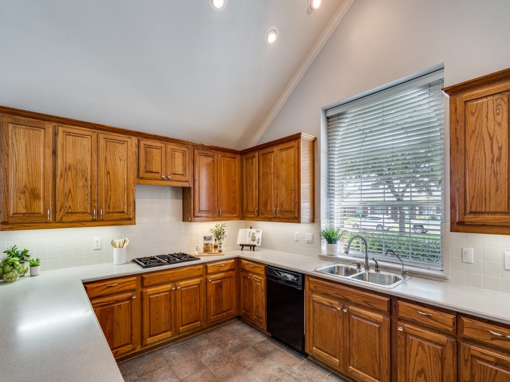 3737 Hearst Castle Way