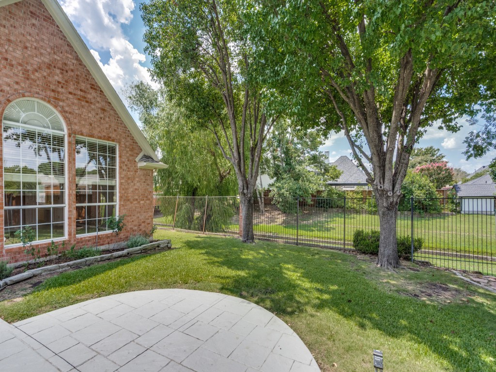 3737 Hearst Castle Way