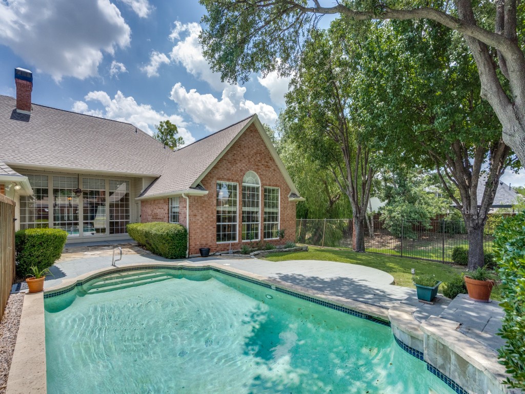 3737 Hearst Castle Way