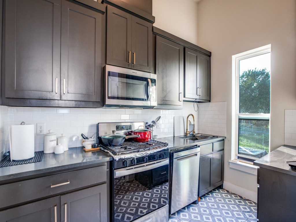 11071 County Road 442