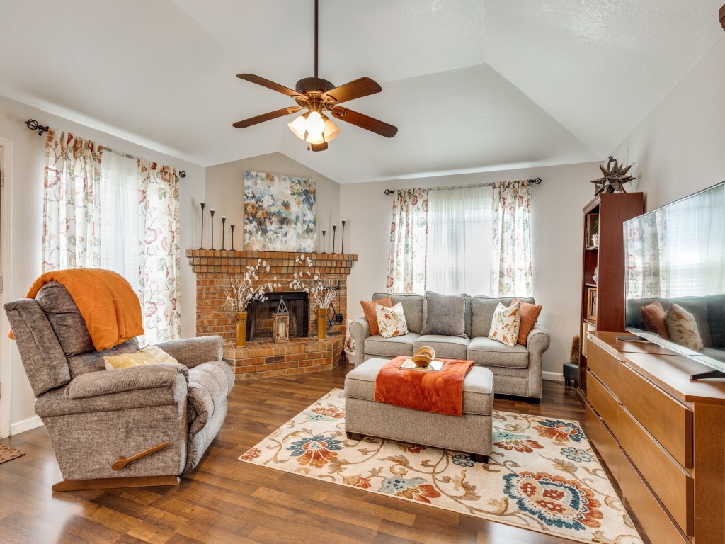 7012 Autumn Lane