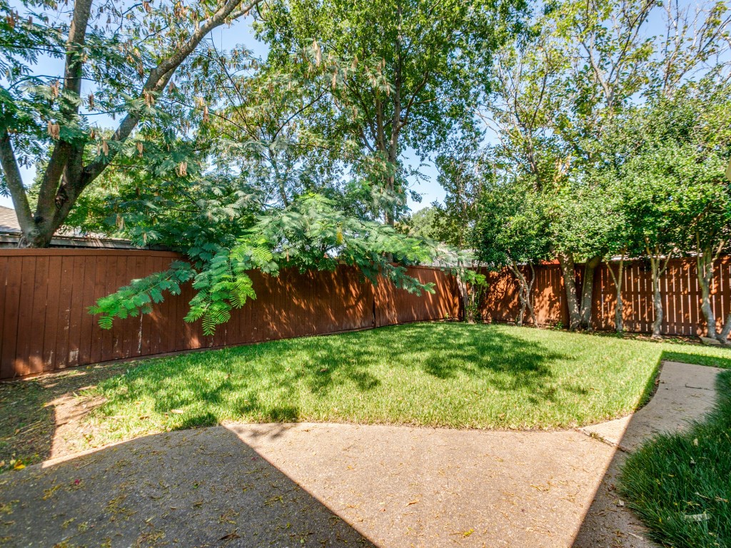 2717 Landershire Lane