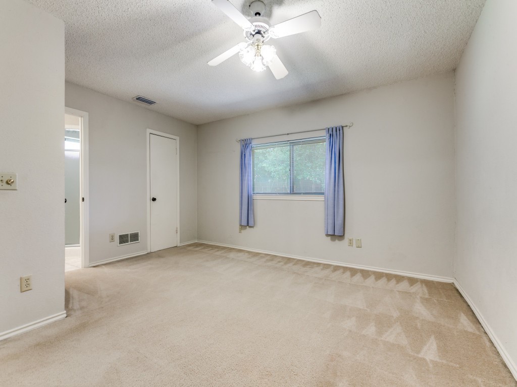 2717 Landershire Lane