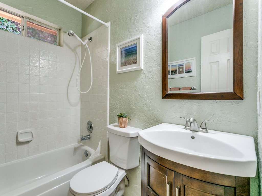 585 Lake Forest Drive