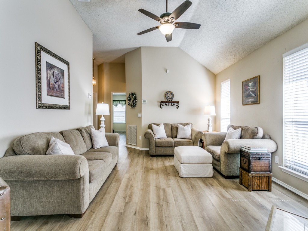 585 Lake Forest Drive