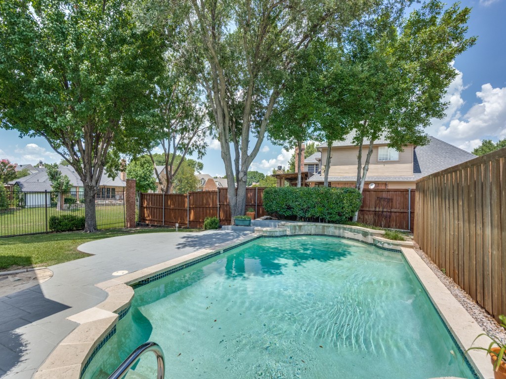 3737 Hearst Castle Way