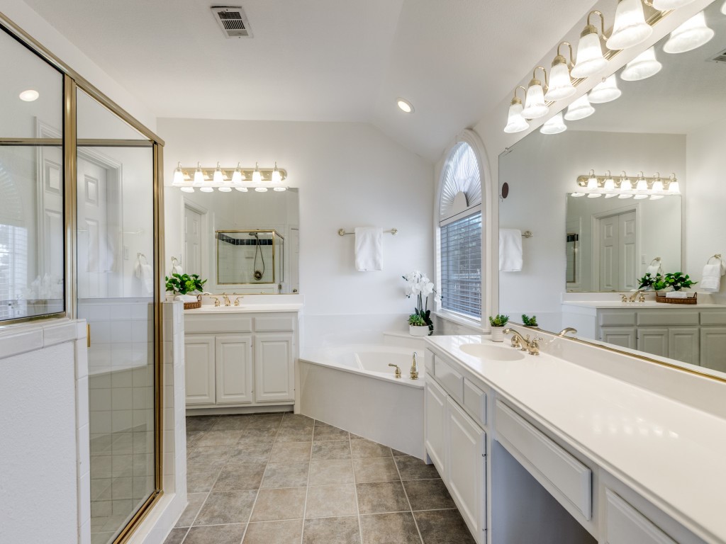 3737 Hearst Castle Way