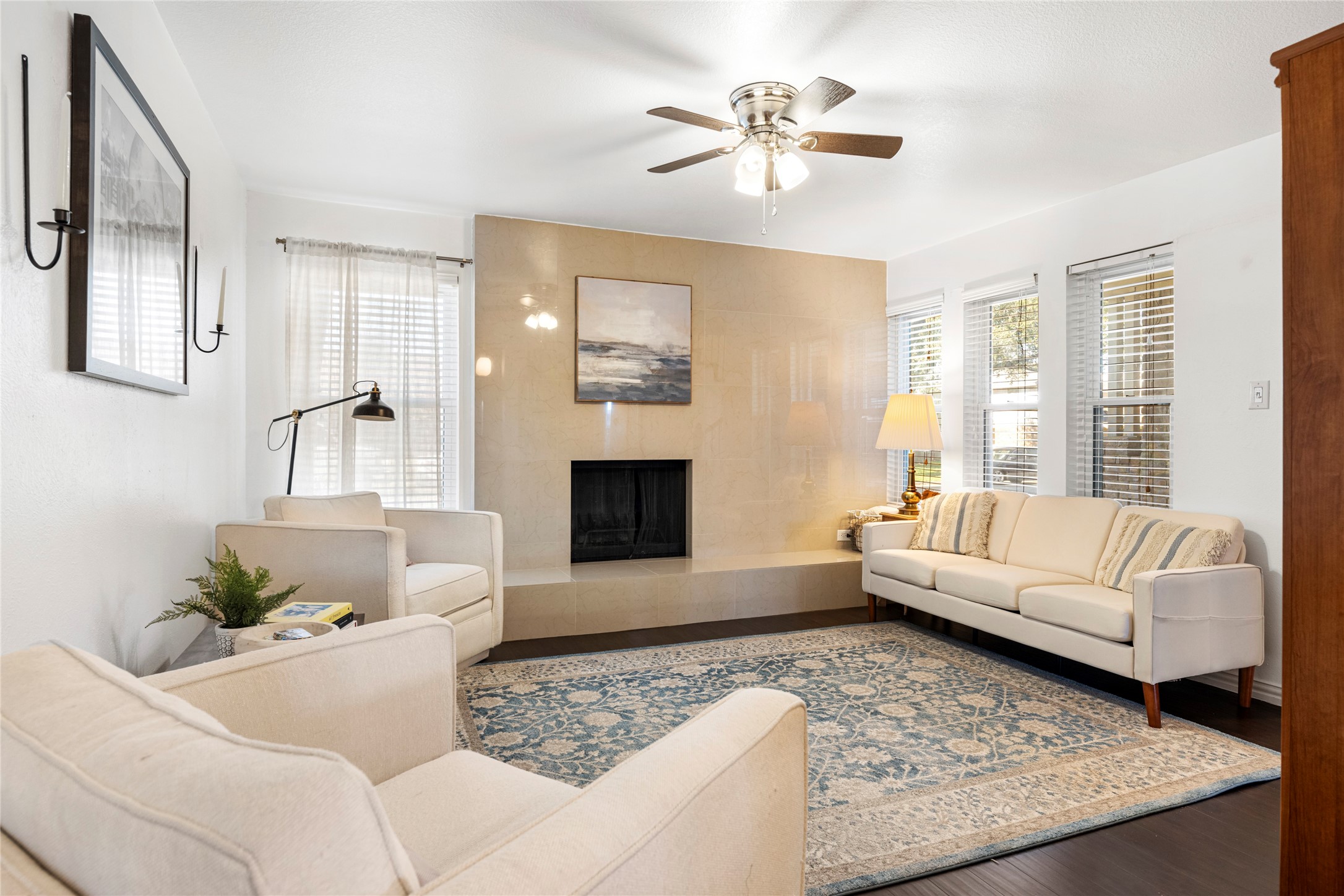 531 Towne House Lane