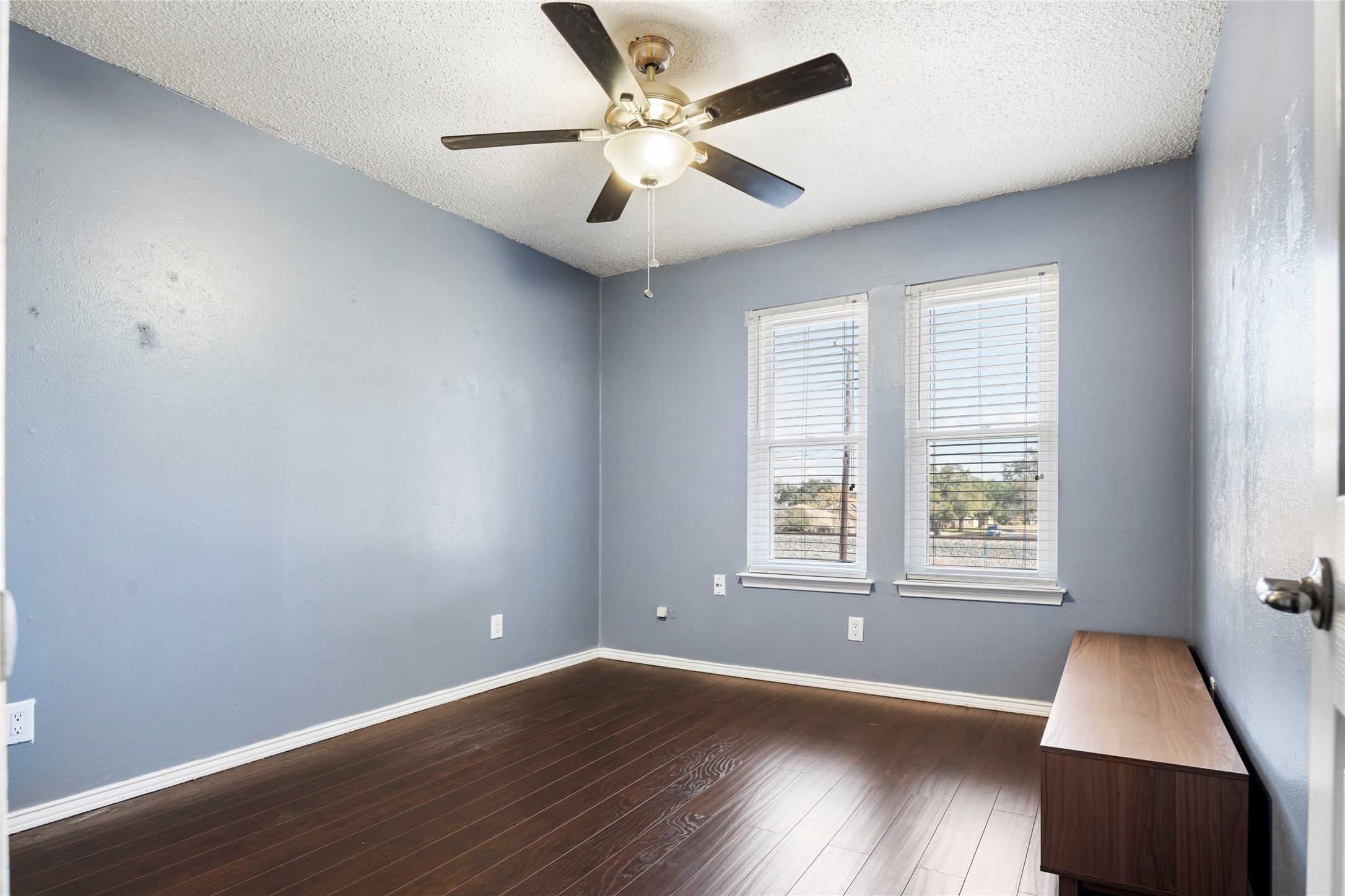 531 Towne House Lane