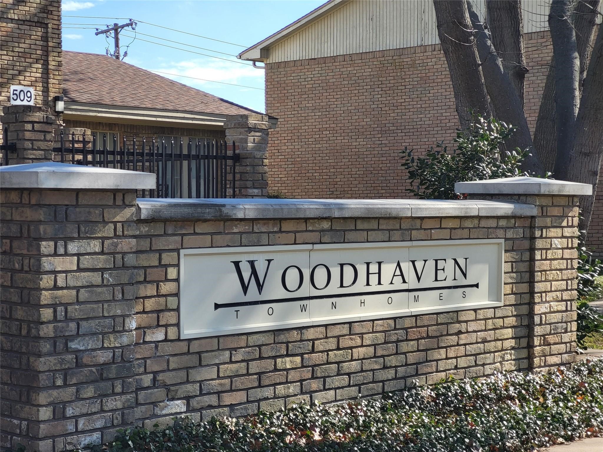 531 Towne House Lane