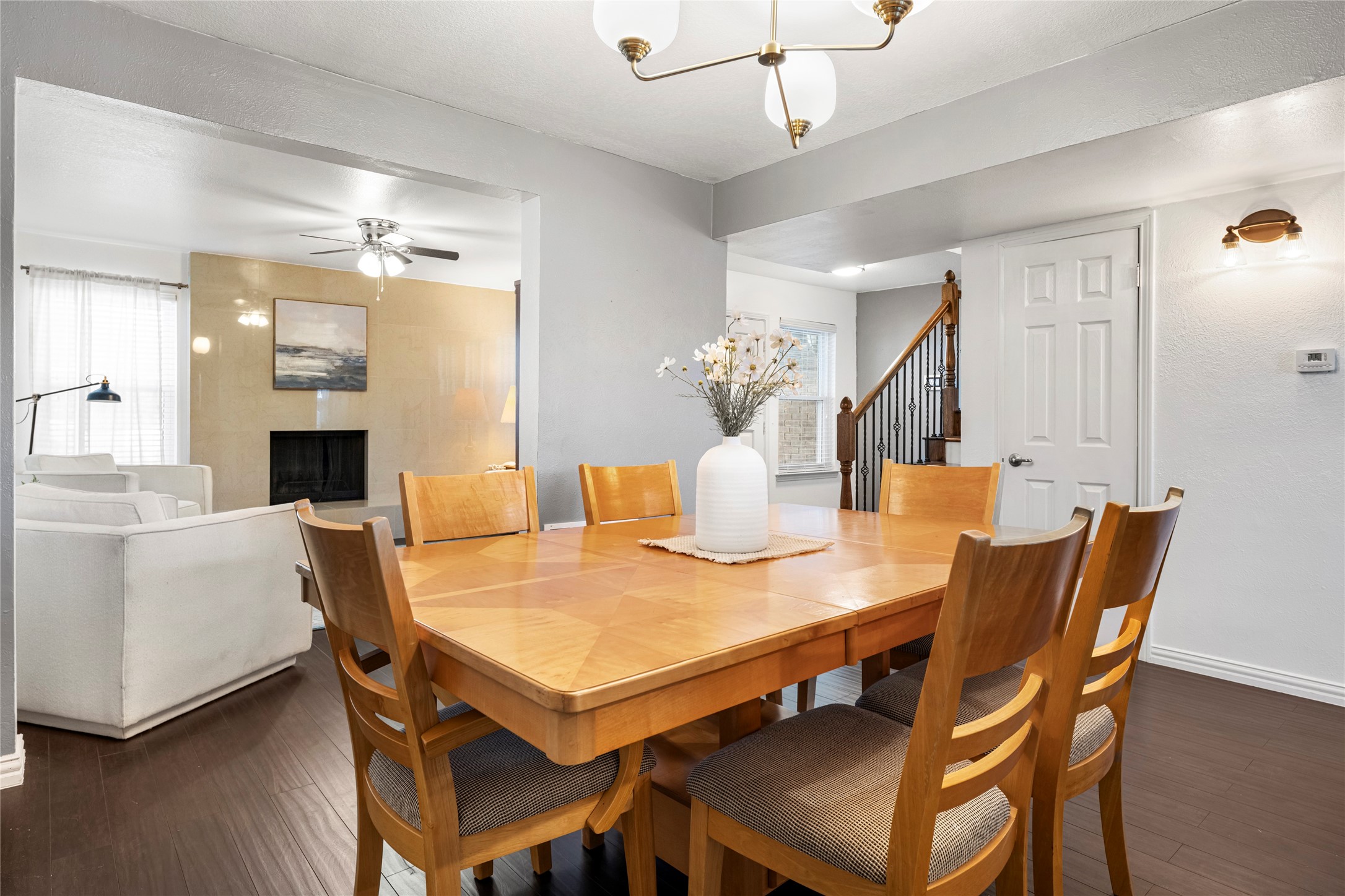 531 Towne House Lane