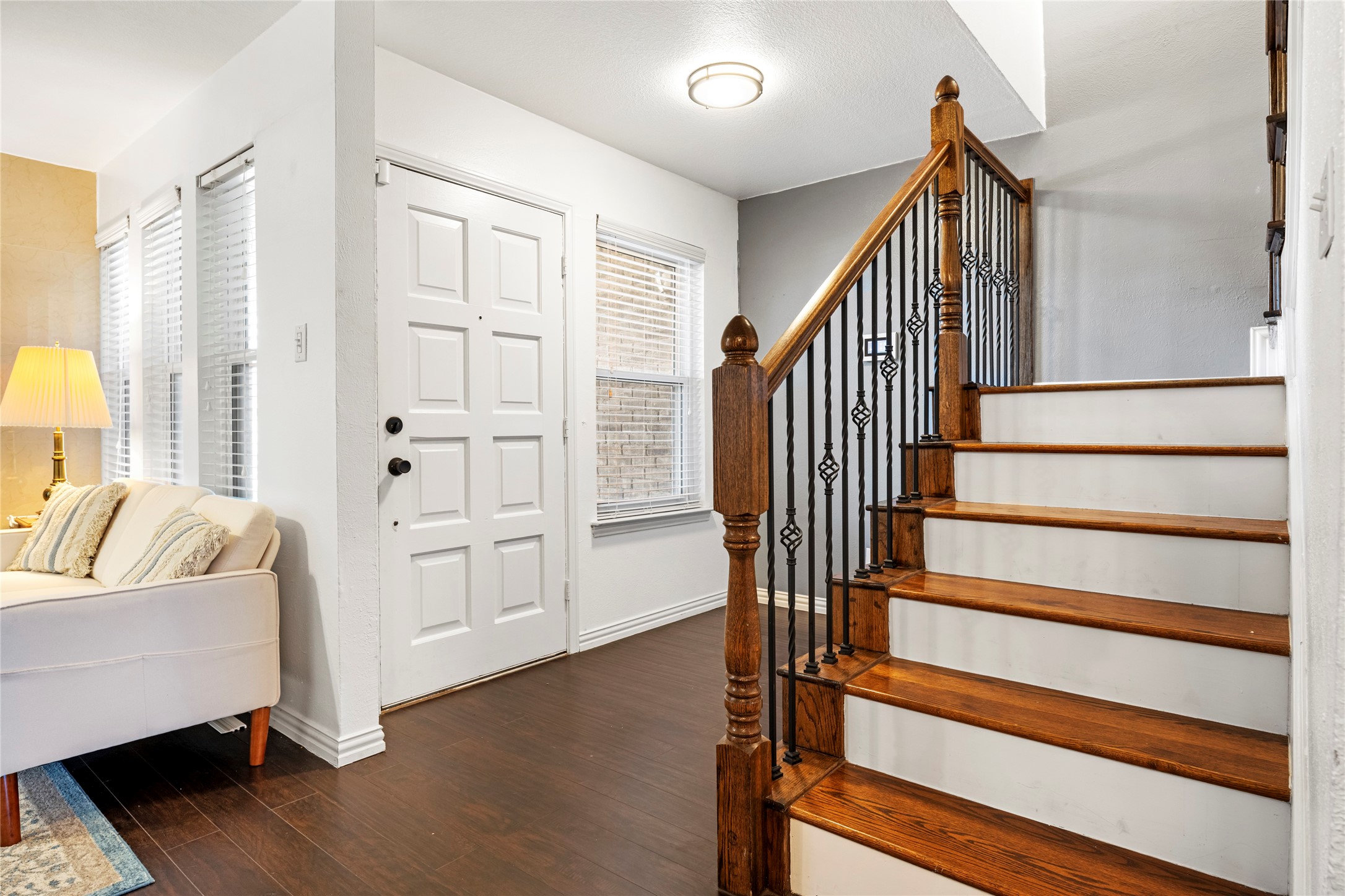 531 Towne House Lane