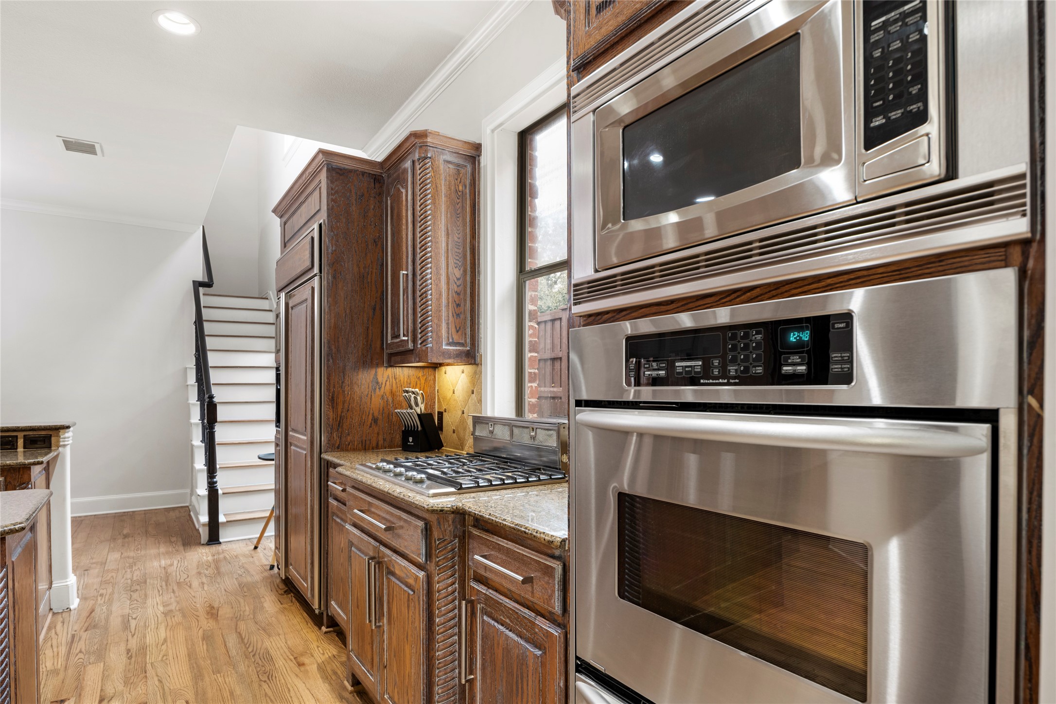 5581 Beacon Hill Drive