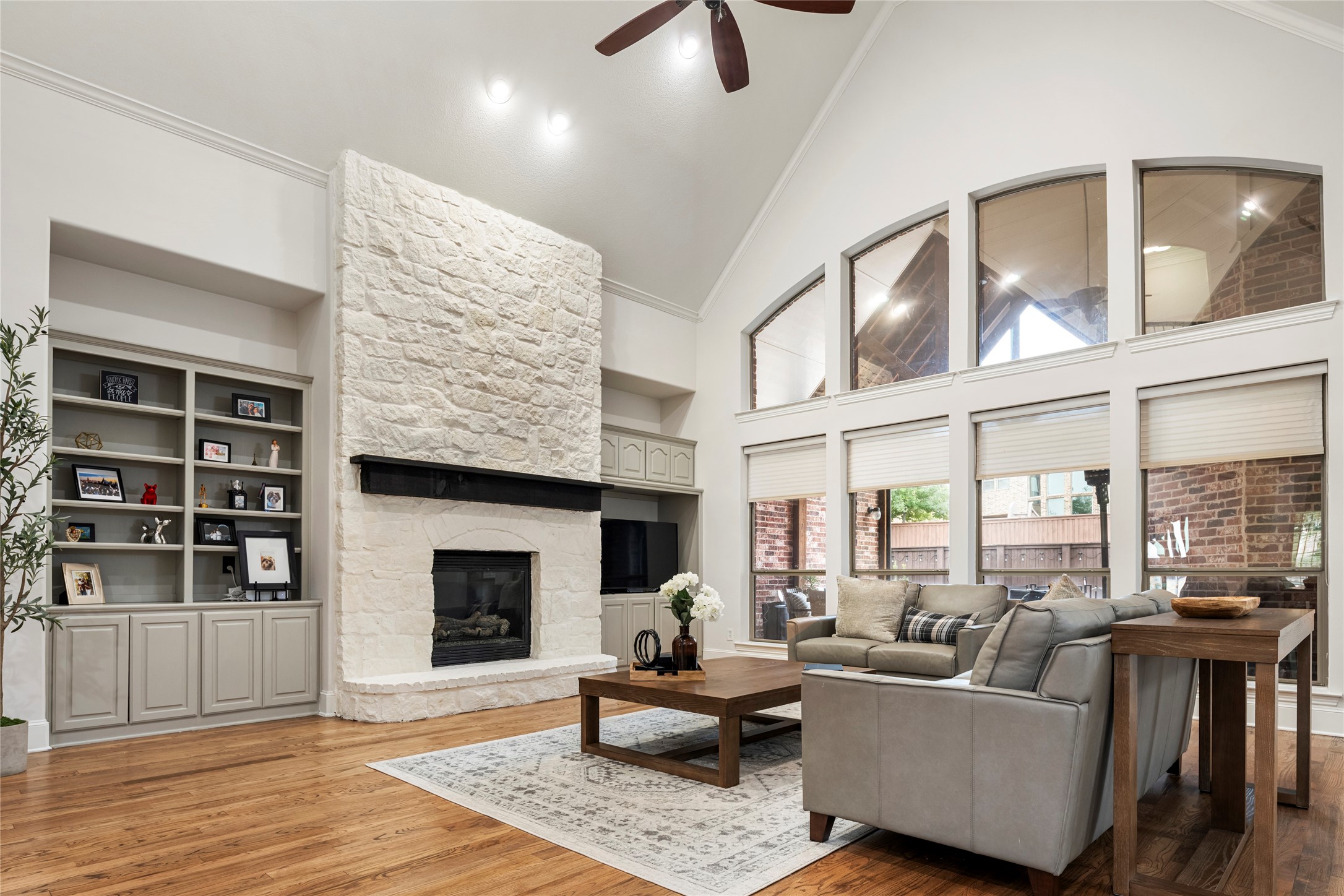 5581 Beacon Hill Drive