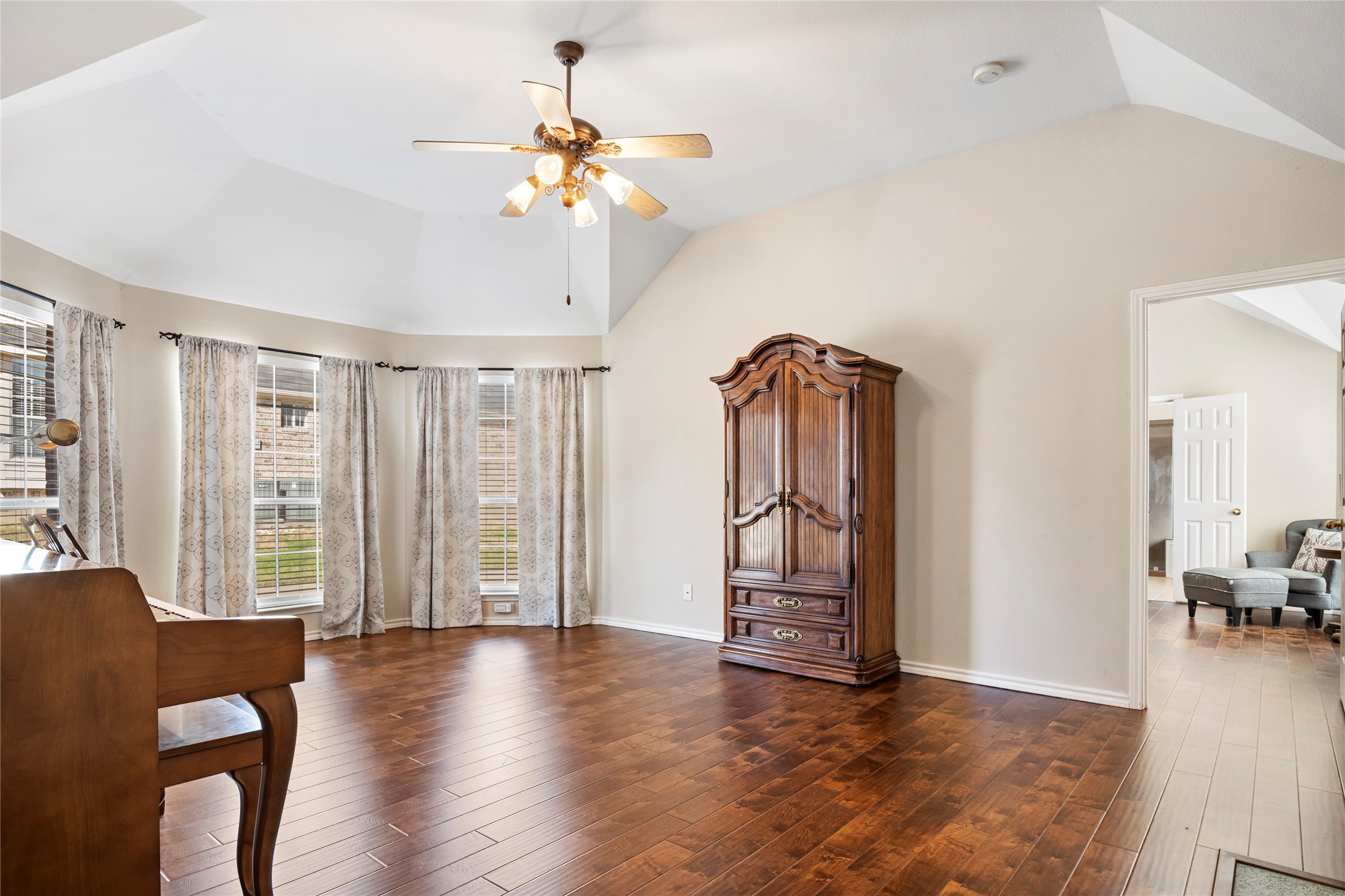 8412 Silverton Drive