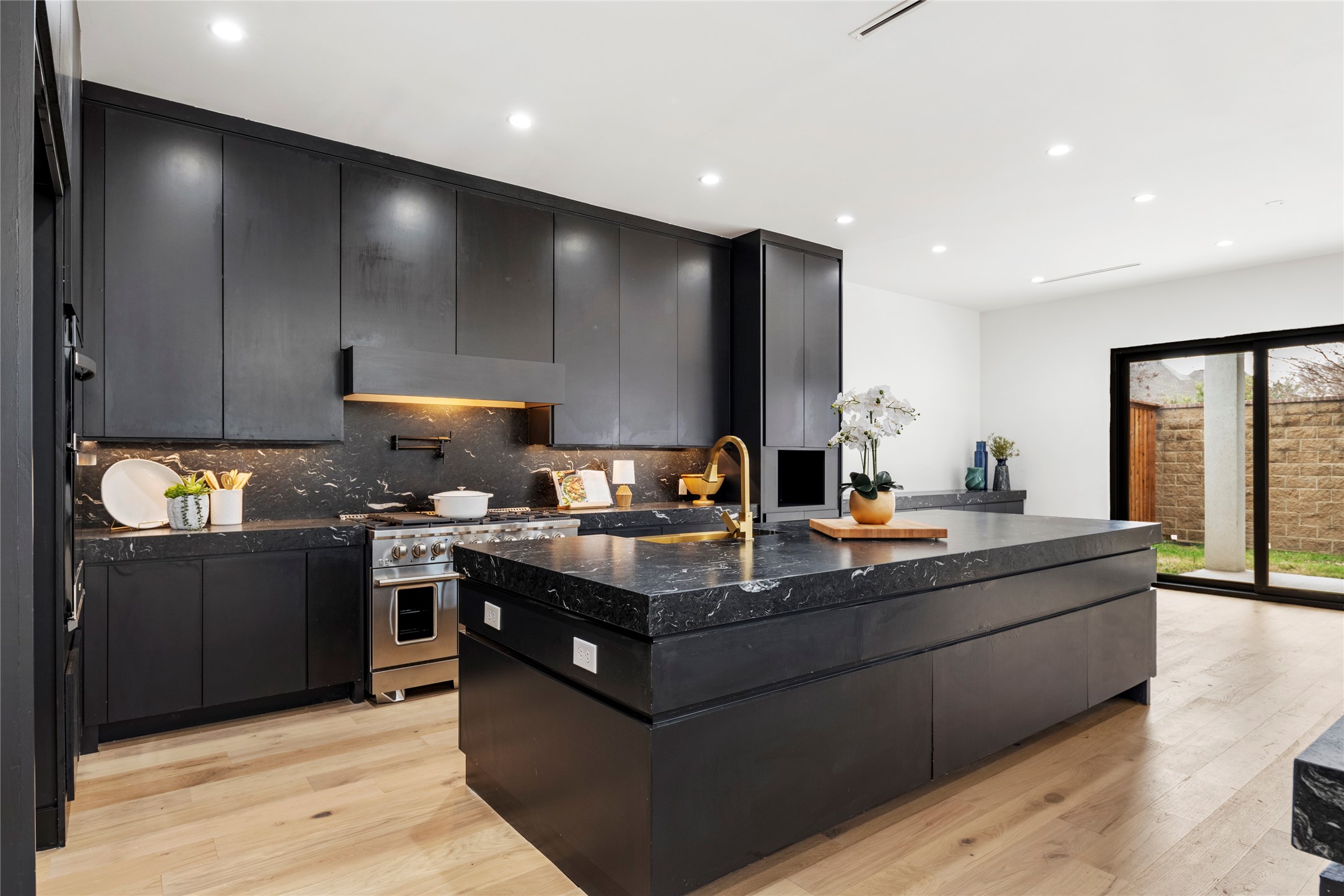 6341 Norwood Drive