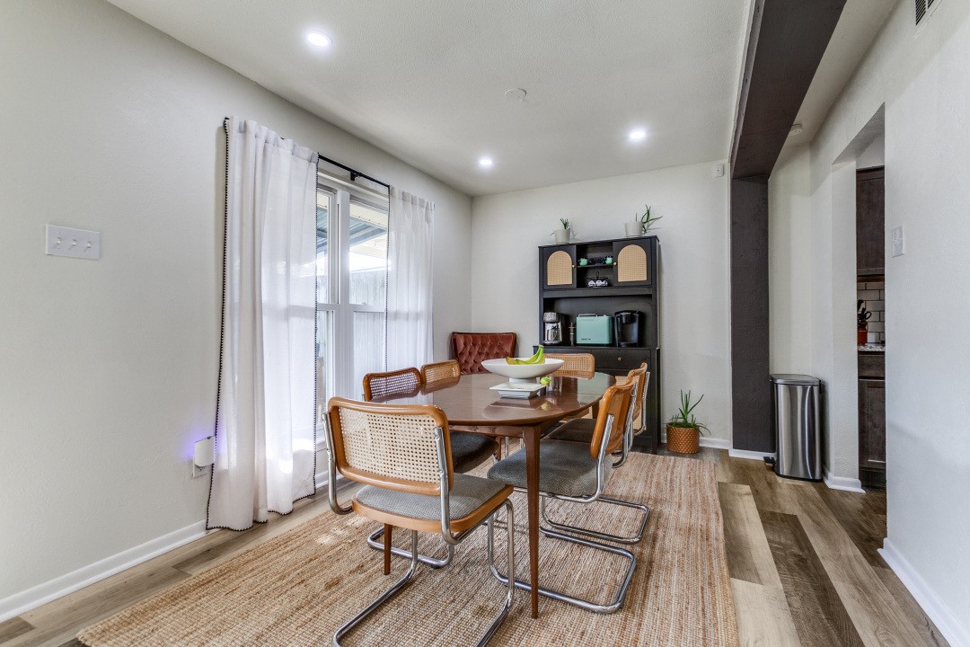 4120 Towngate Boulevard