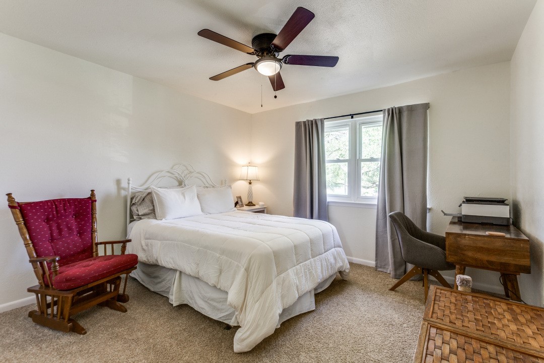 4120 Towngate Boulevard