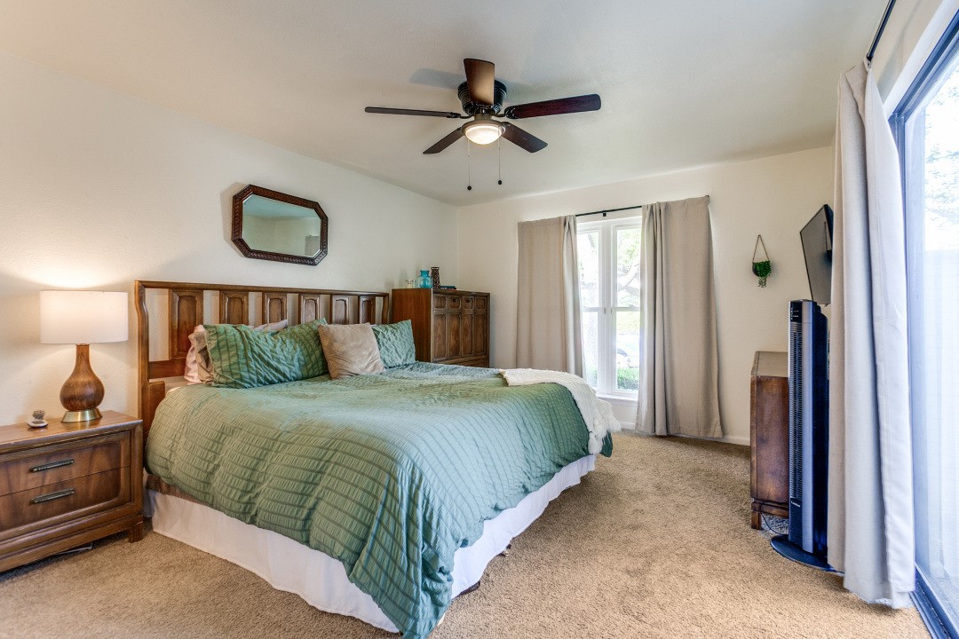 4120 Towngate Boulevard