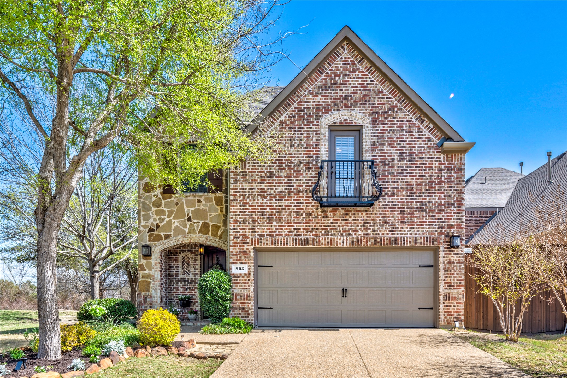 805 Deer Ridge Trail