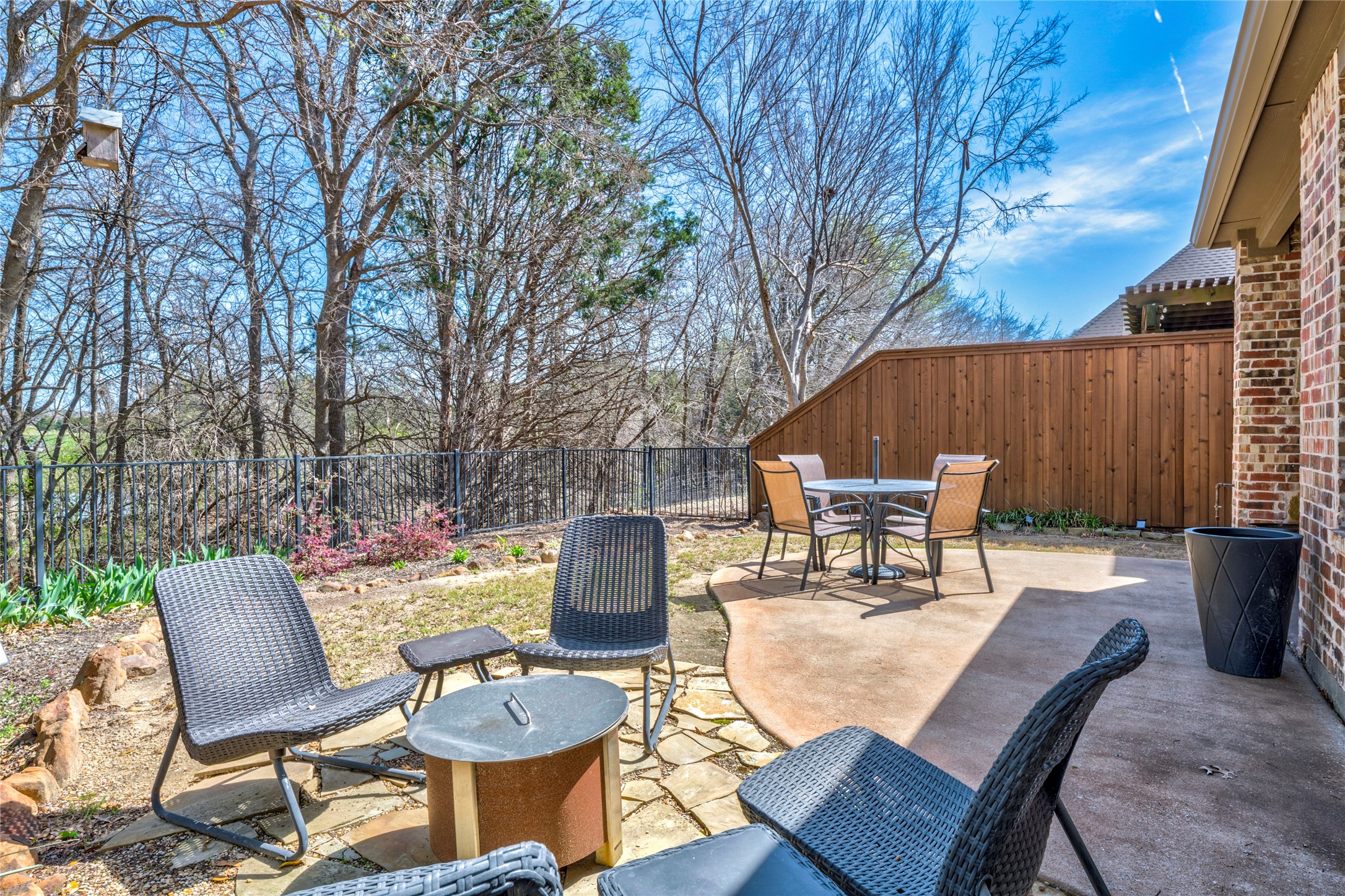 805 Deer Ridge Trail