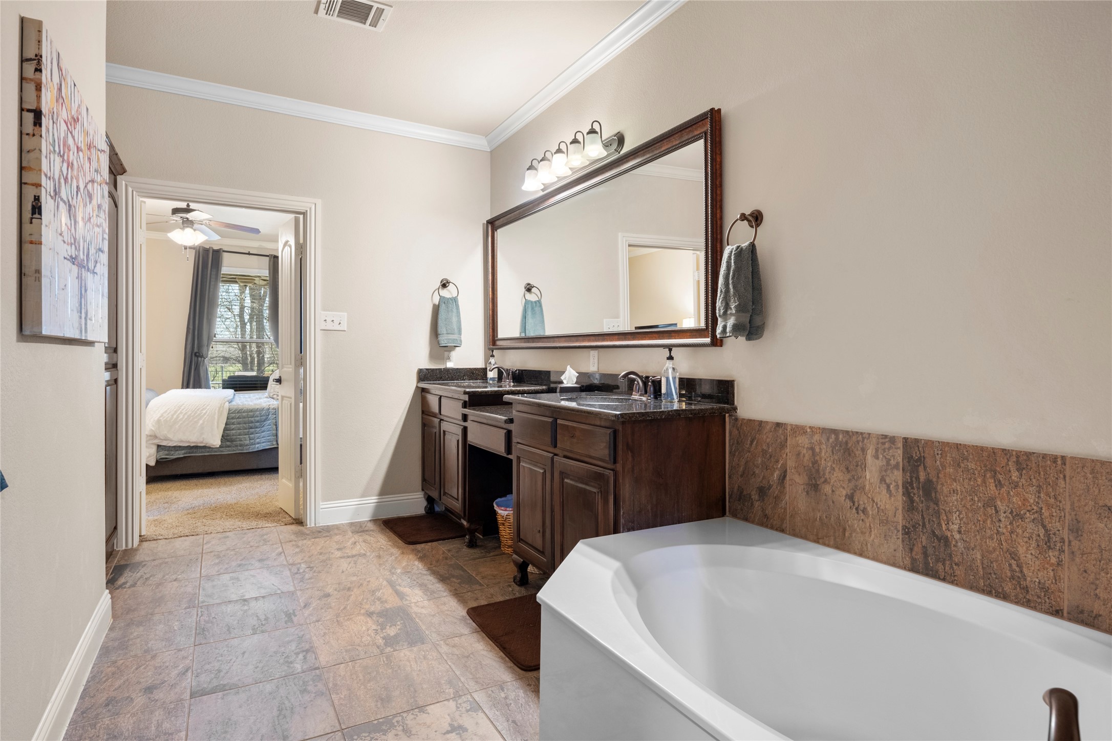 805 Deer Ridge Trail