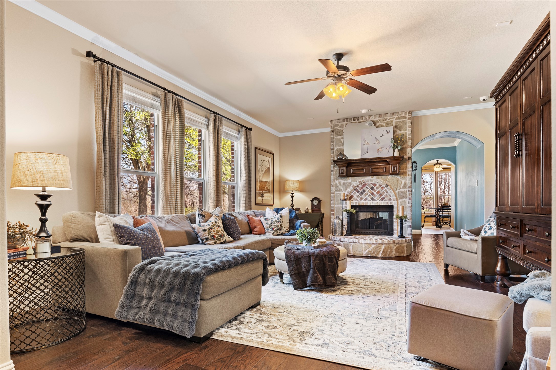 805 Deer Ridge Trail