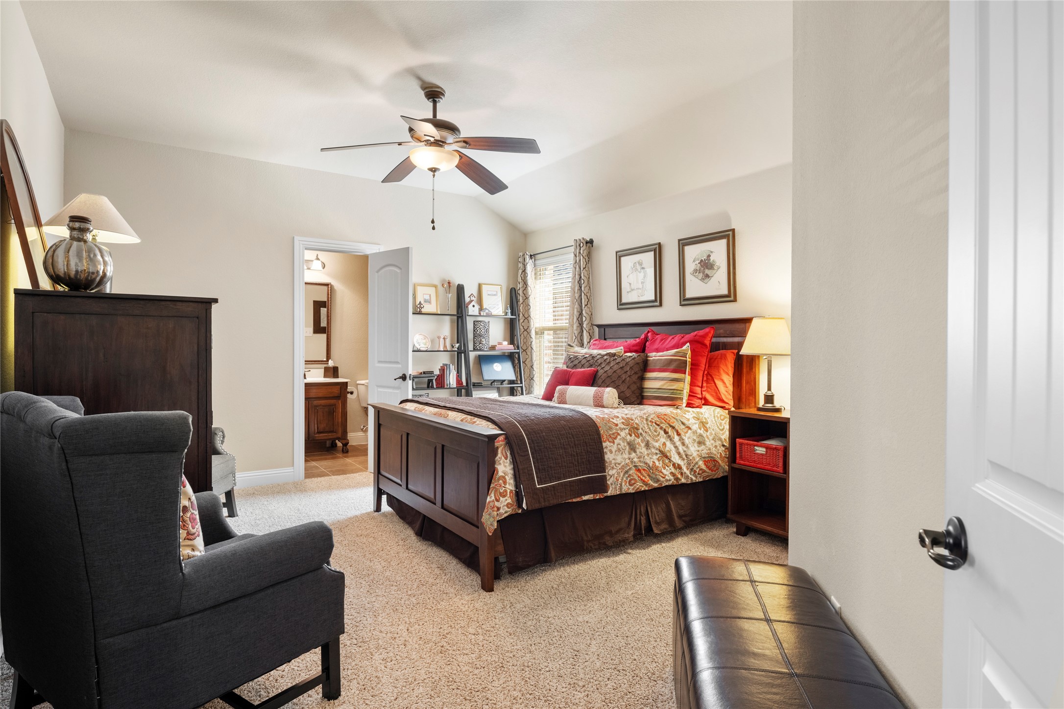 805 Deer Ridge Trail