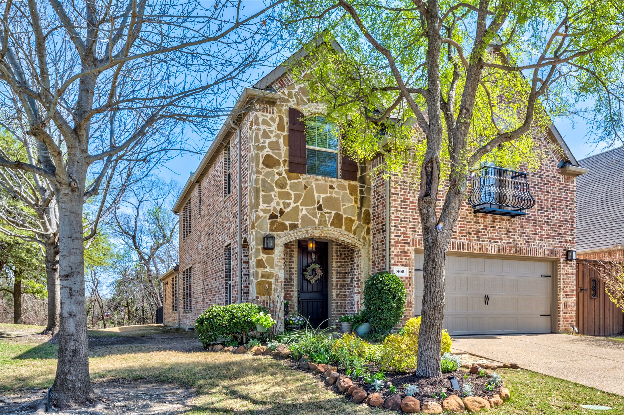 805 Deer Ridge Trail