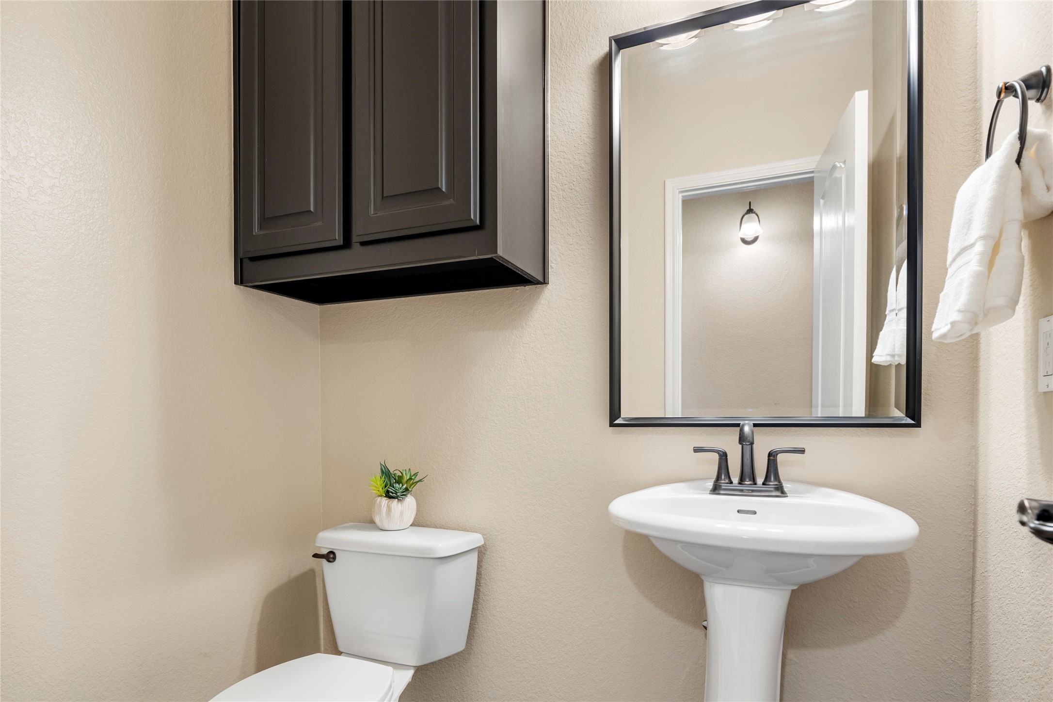 5710 Baltic Boulevard