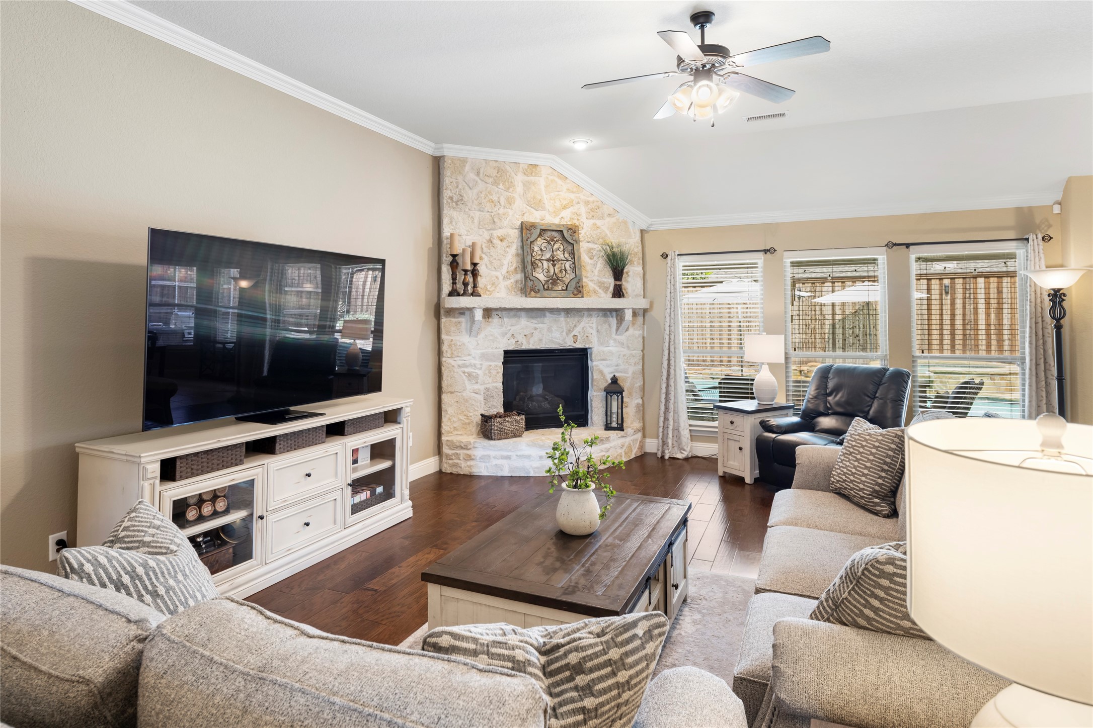 9748 Crown Ridge Drive