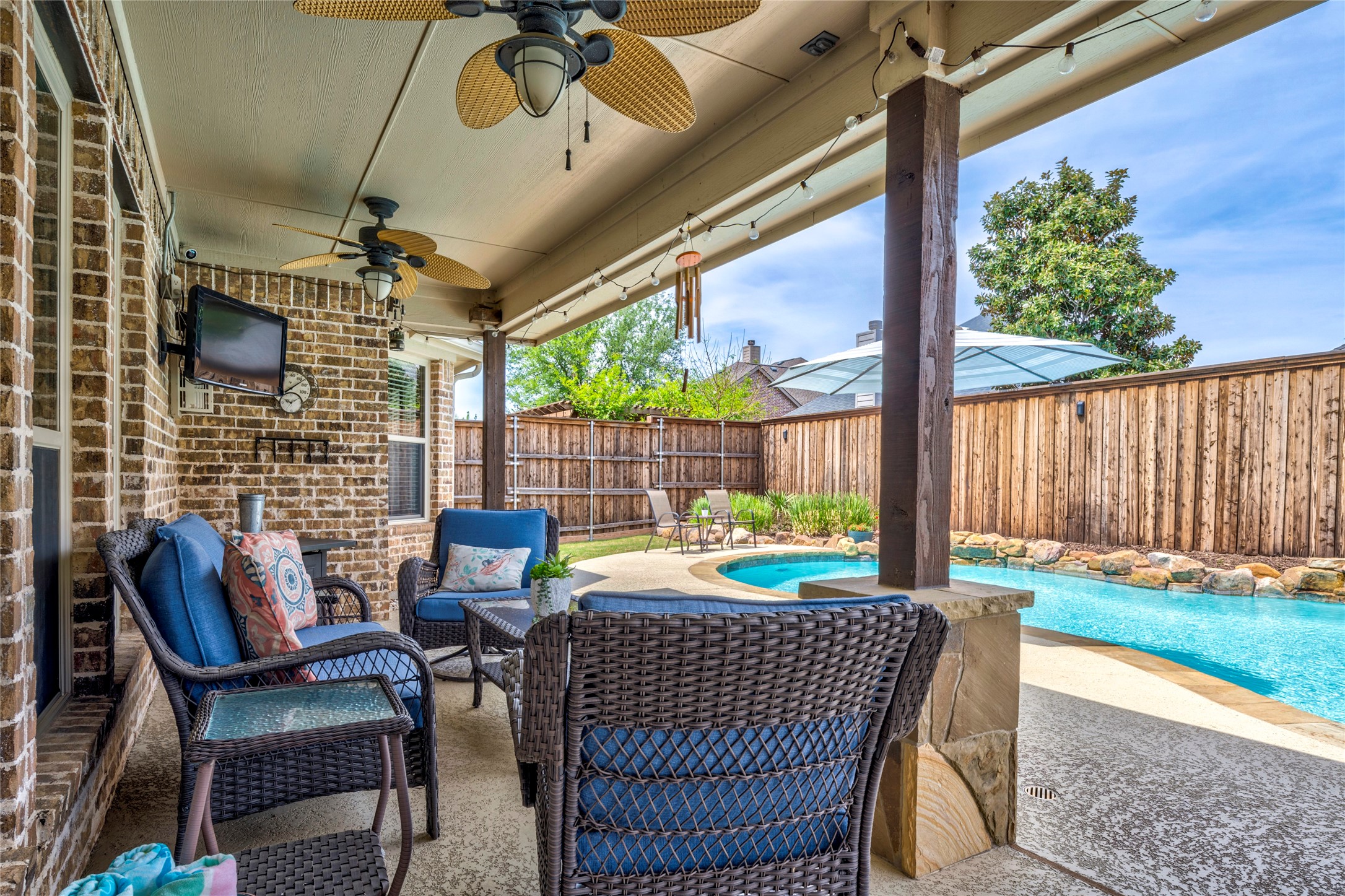 9748 Crown Ridge Drive