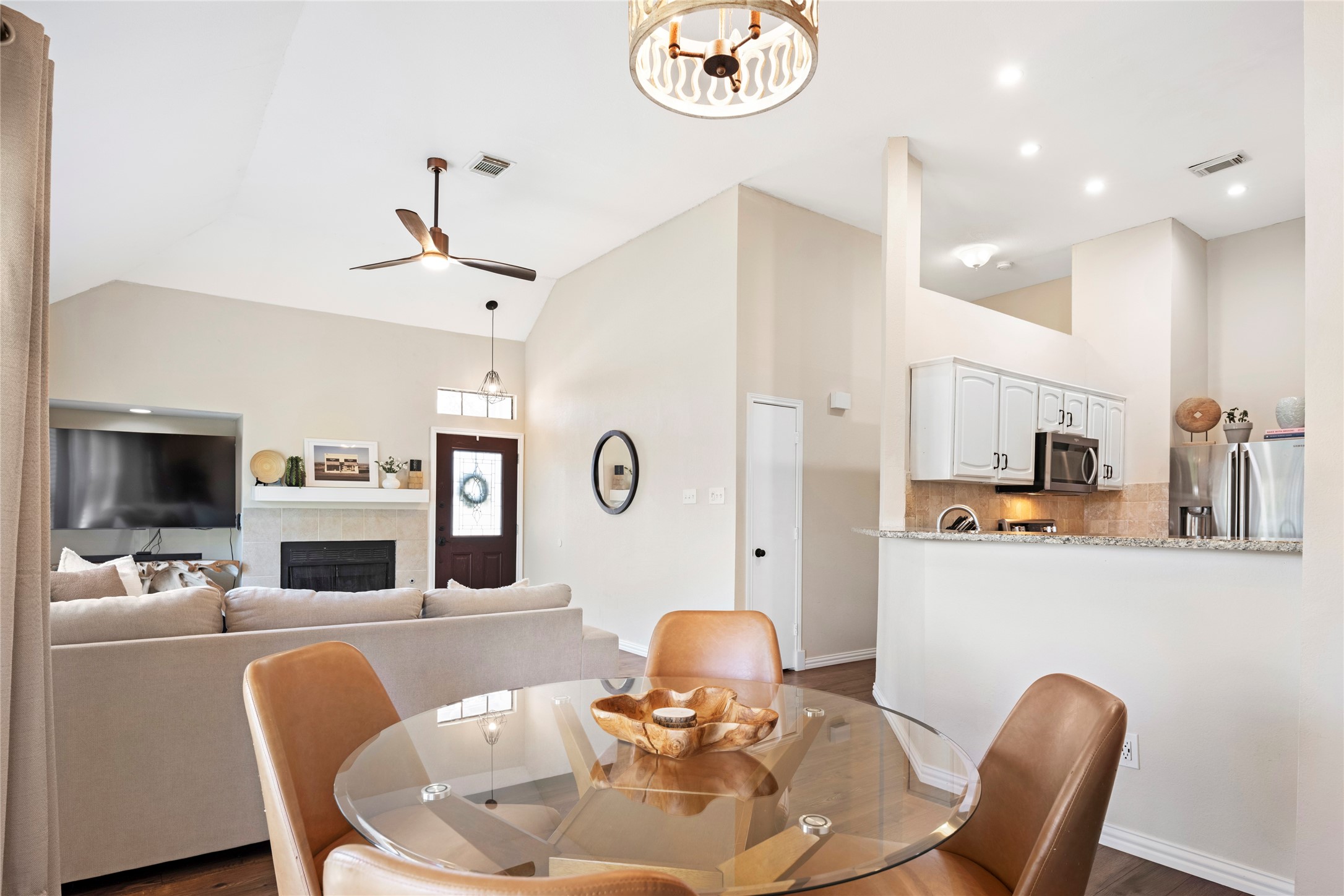 4306 Harvest Hill Road