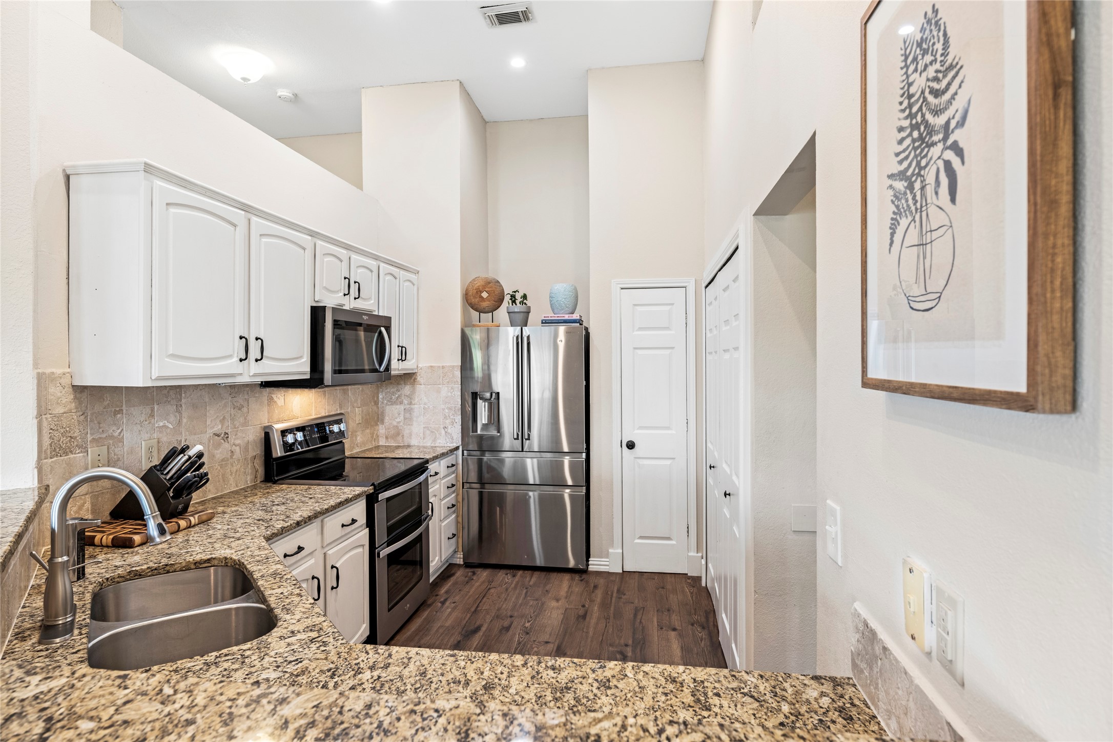 4306 Harvest Hill Road