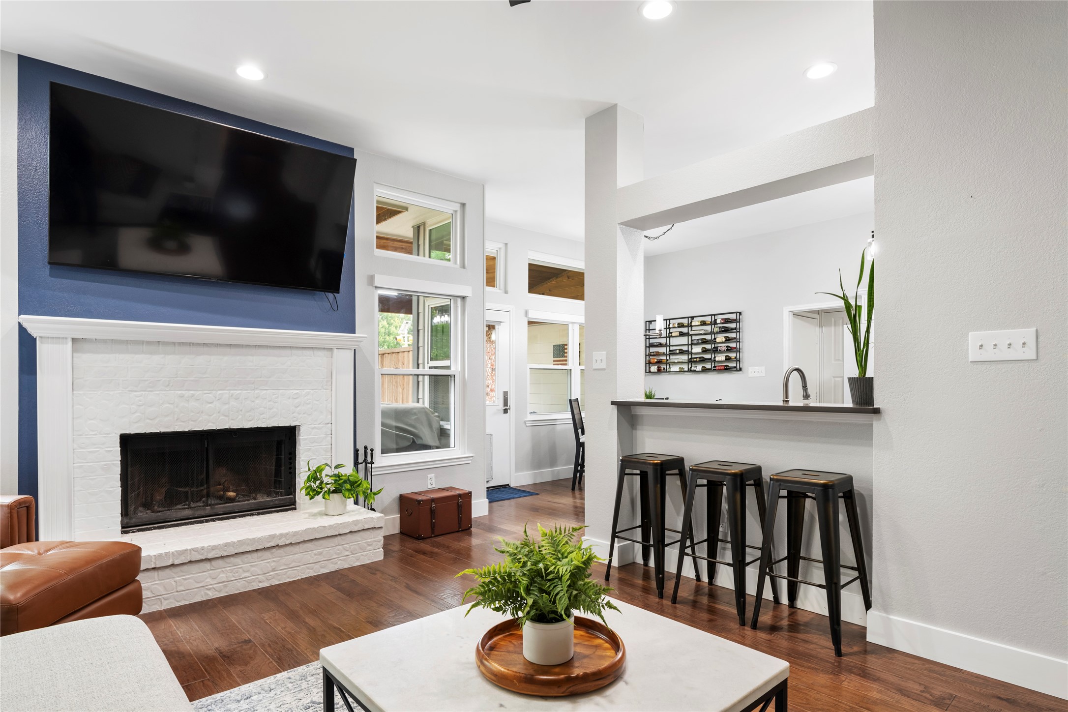 4427 San Fernando Lane