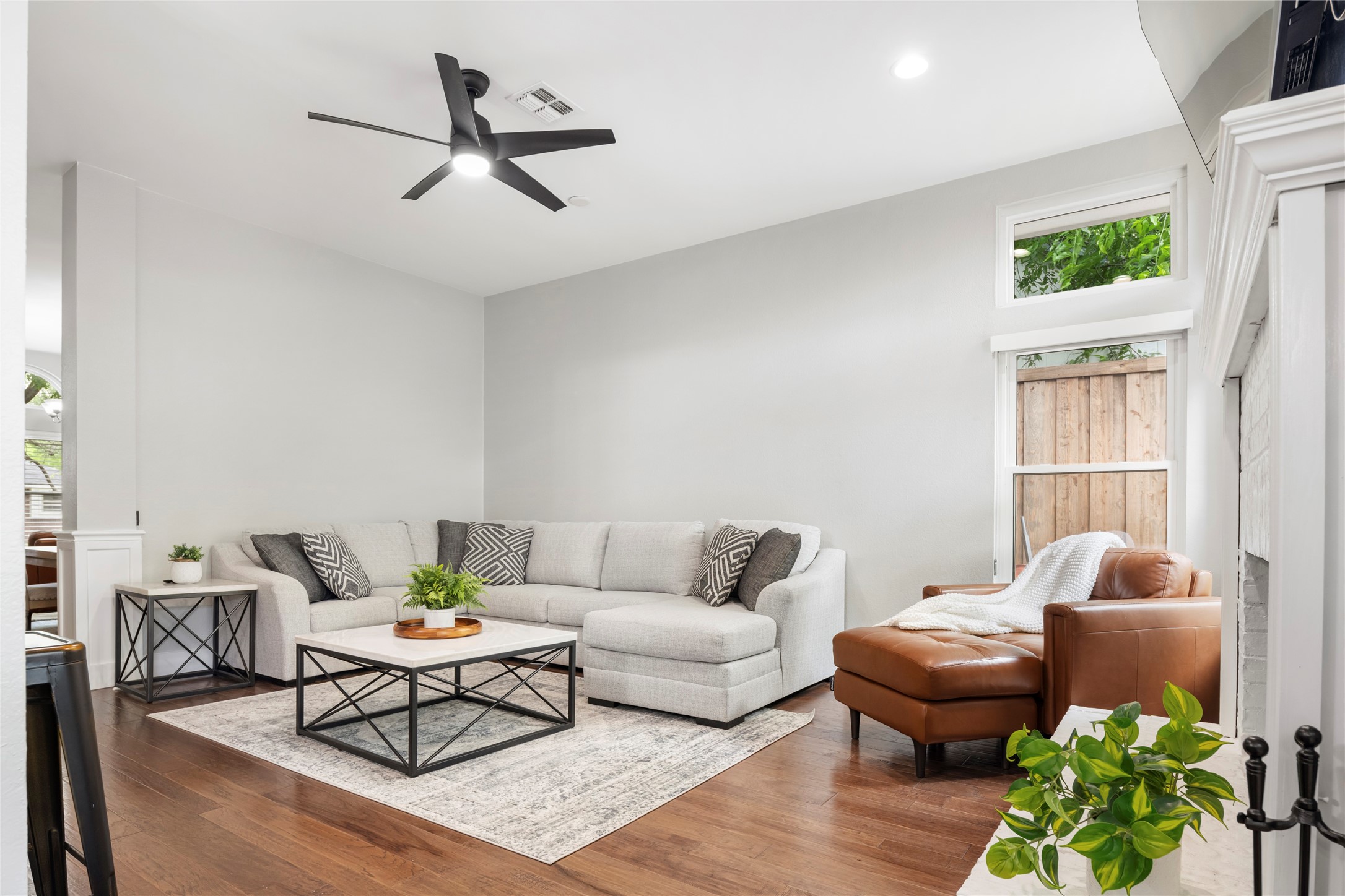 4427 San Fernando Lane