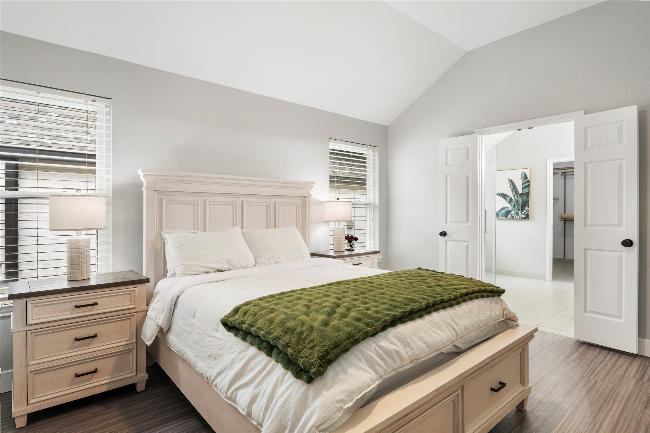 4427 San Fernando Lane