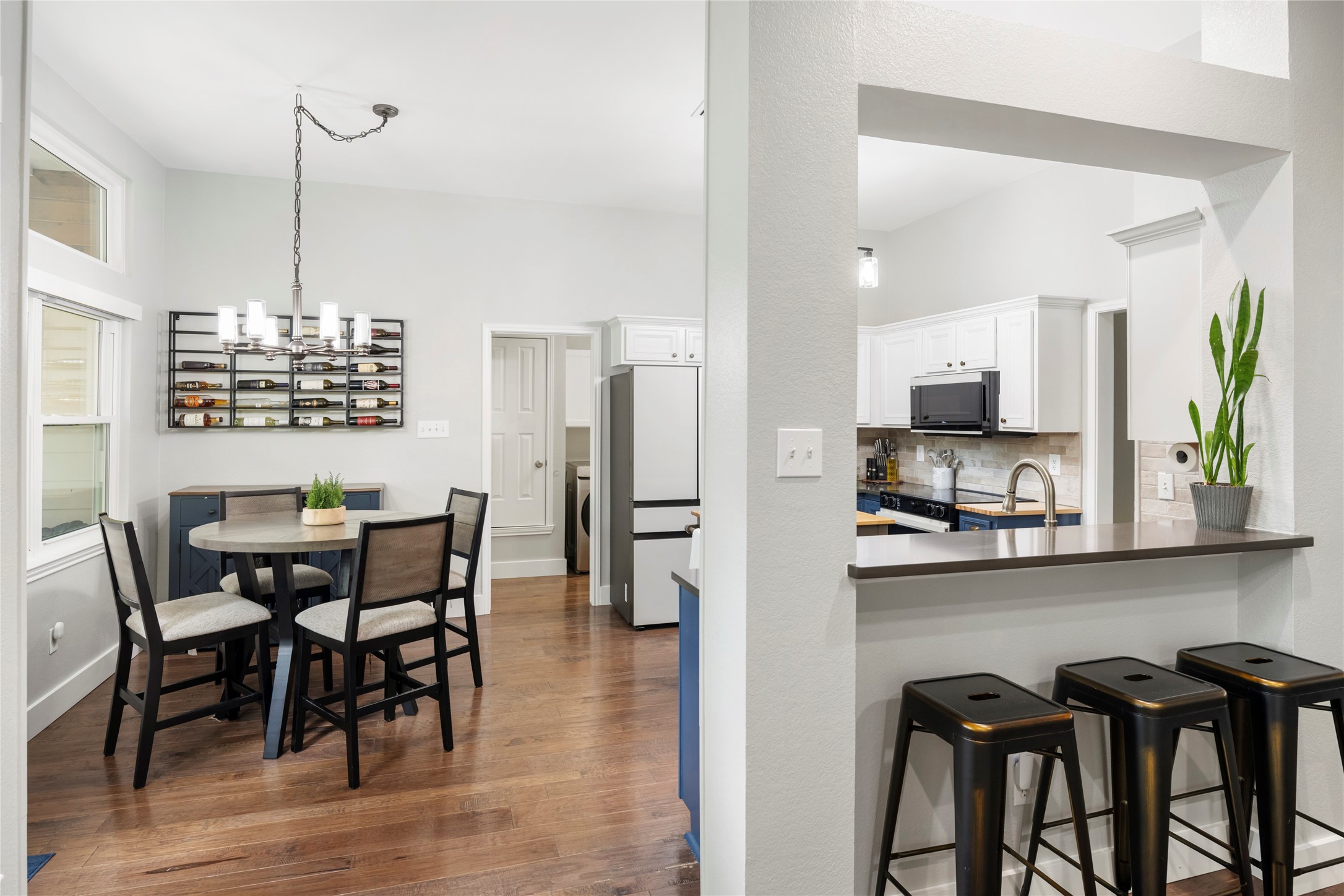 4427 San Fernando Lane