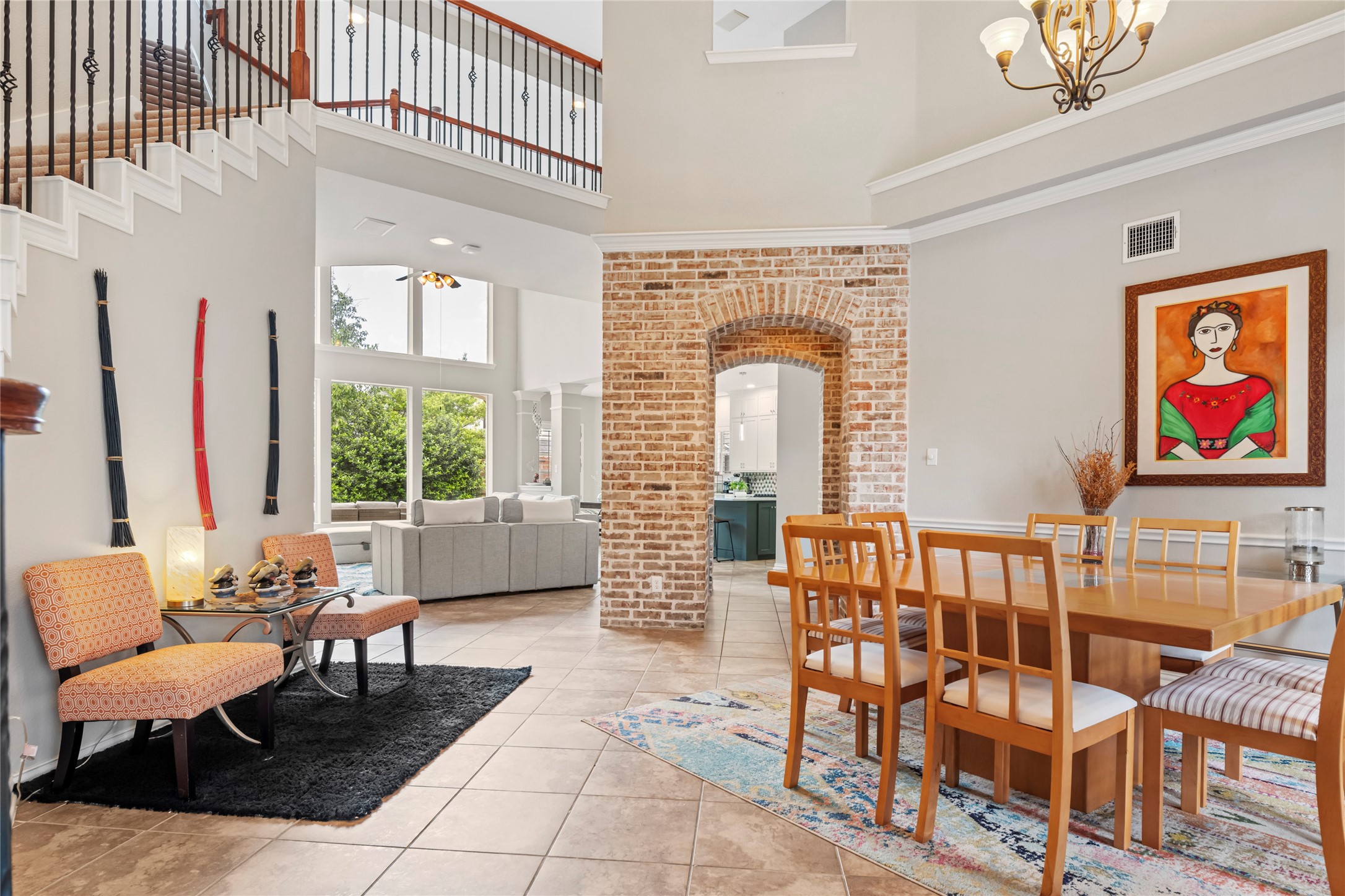 5214 Shoshone Drive