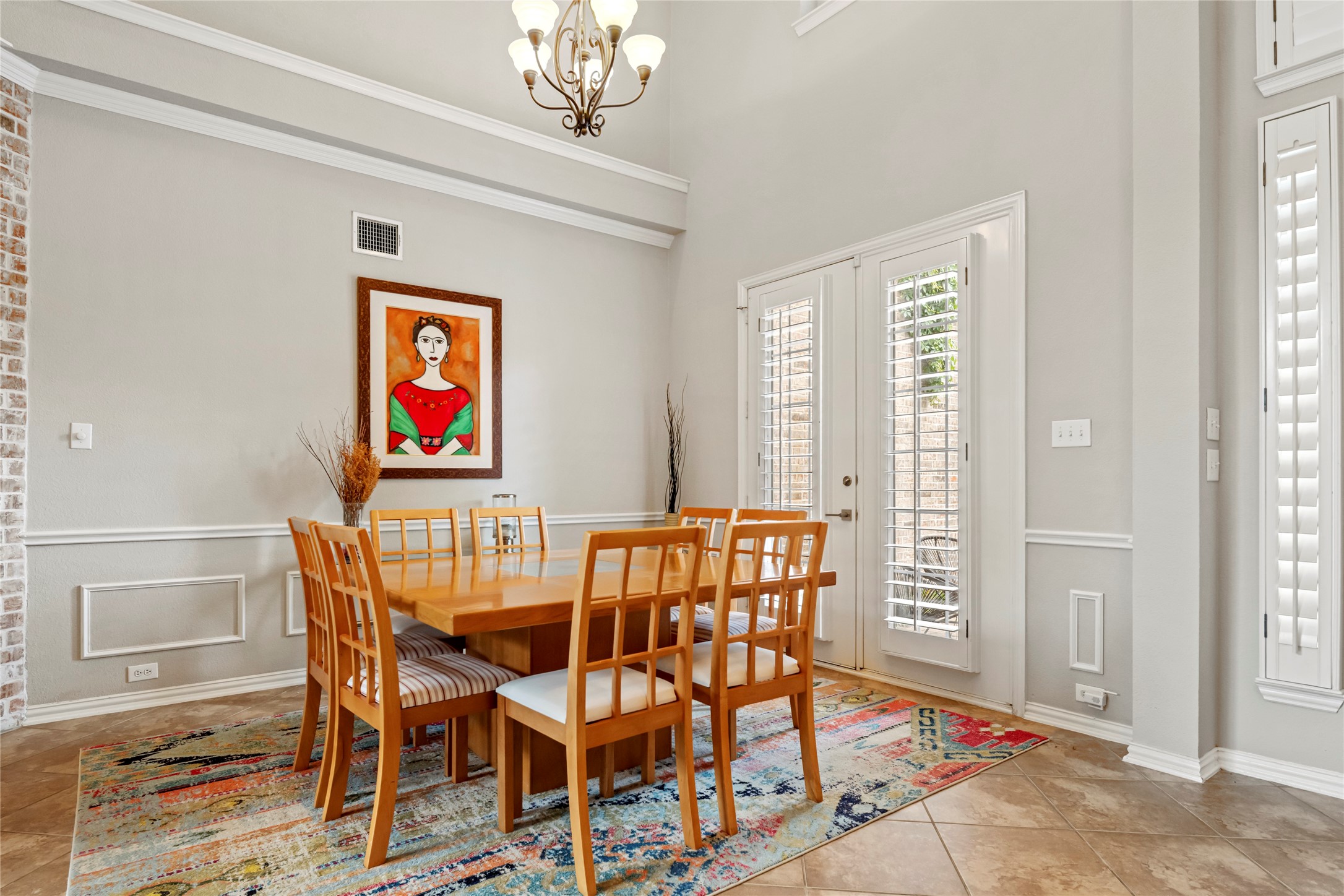 5214 Shoshone Drive
