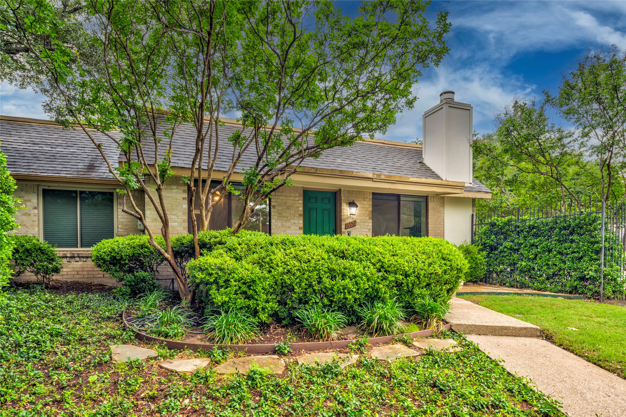 13571 Waterfall Way Dallas TX