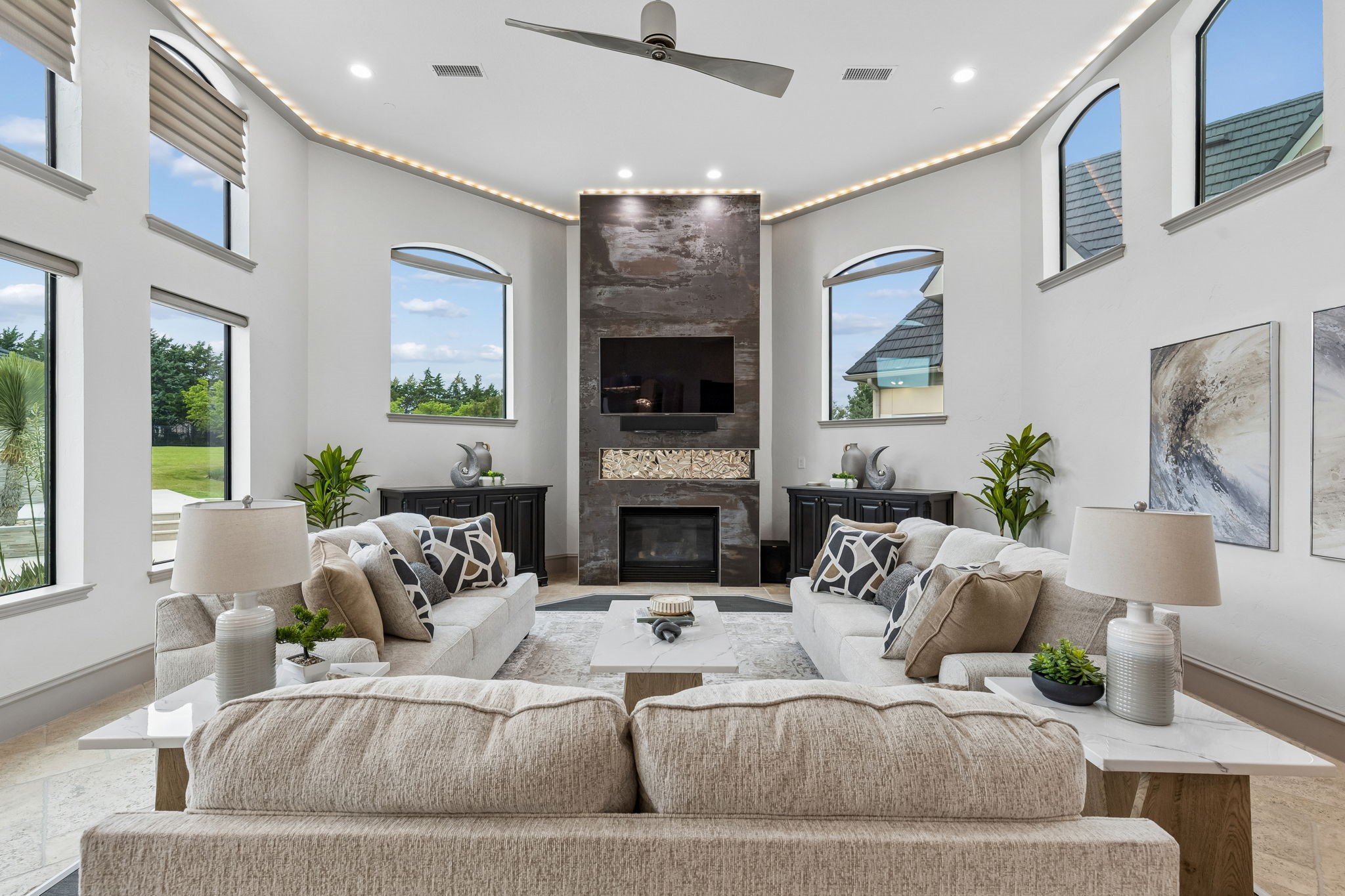 1091 Broadmoor Lane
