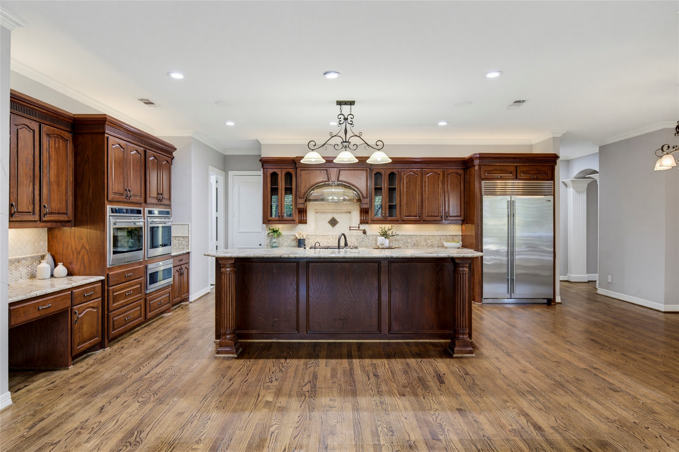 3905 Rothschild Drive