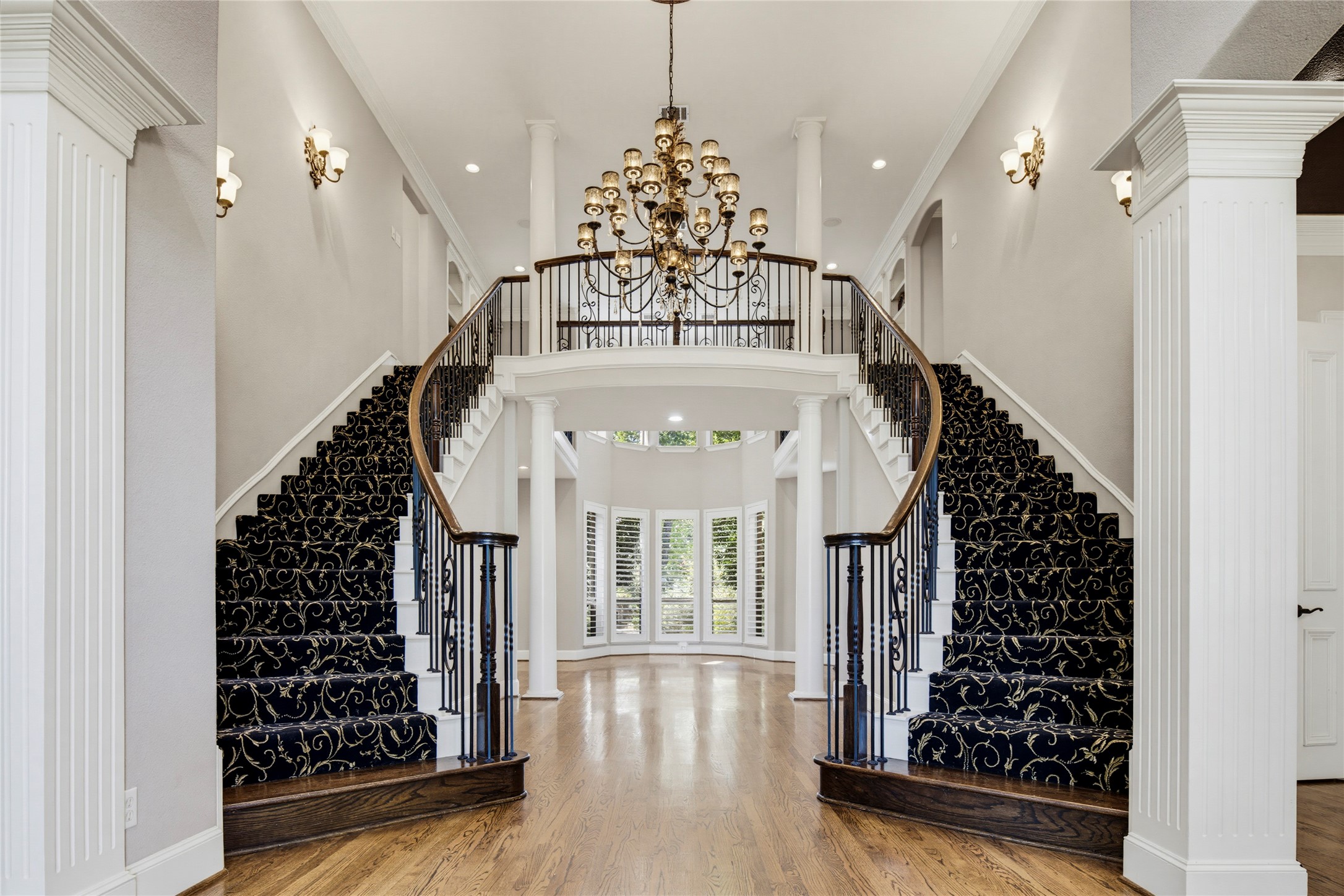 3905 Rothschild Drive