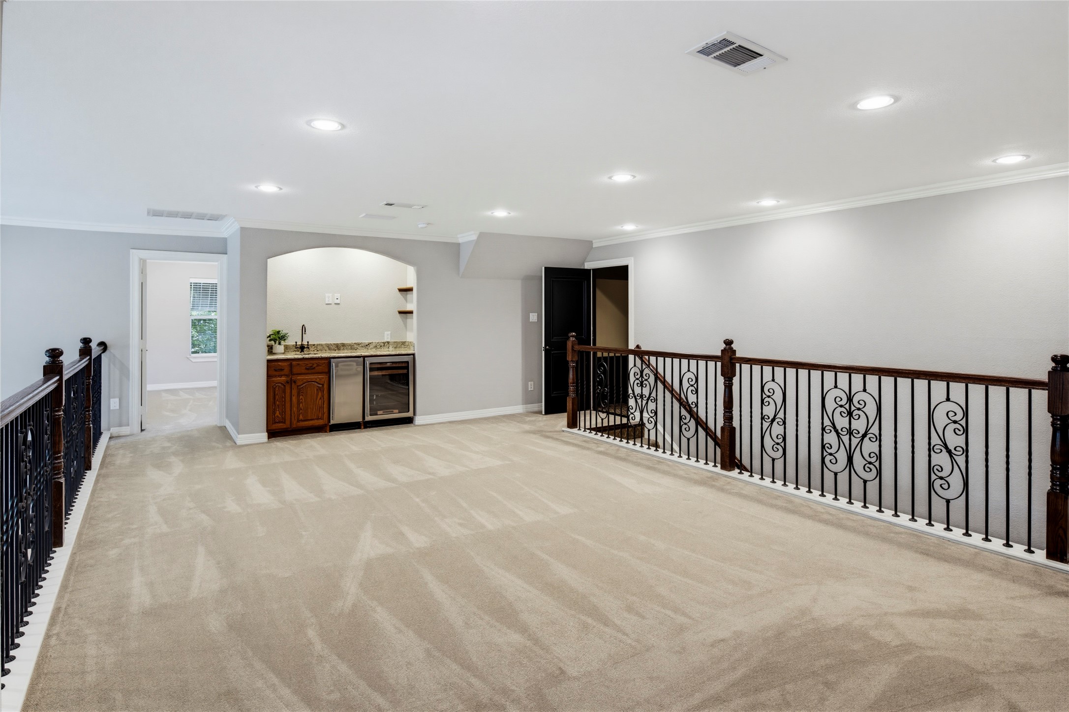 3905 Rothschild Drive