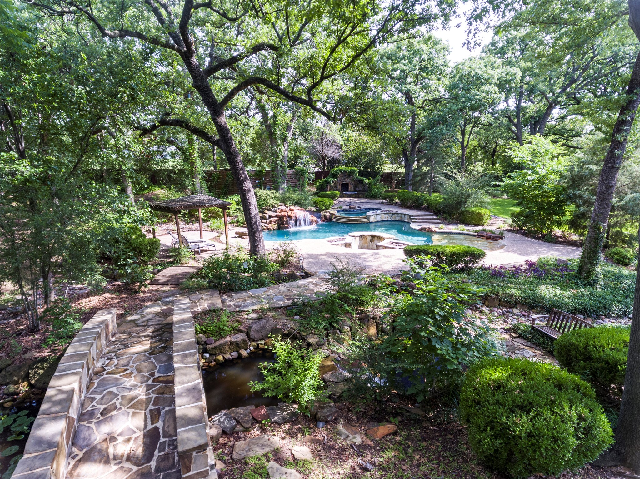 3905 Rothschild Drive